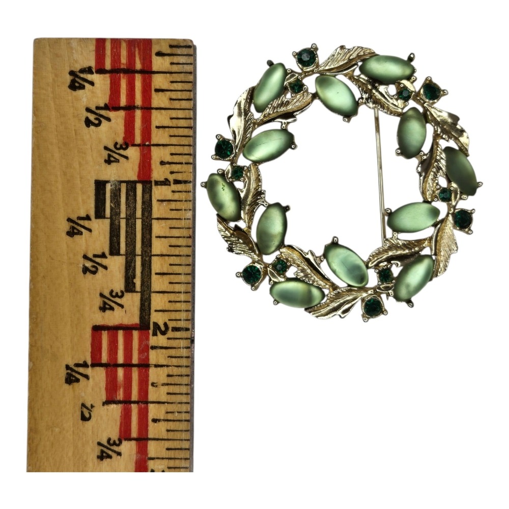 EMJ Wreath Brooch Green‎ Vintage Moonglow Rhinestone Gold Tone - Picture 2 of 9